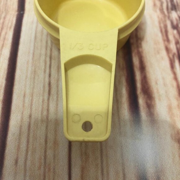 Vintage Tupperware Harvest Gold Nesting Measuring Cup 1/3 CUP Replacement 765-2 - Picture 8 of 13